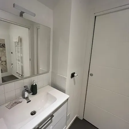 The Brick - Host By Traveller's Nest Lejlighed *