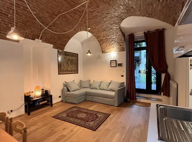 Apartman The Brick - Host By Traveller's Nest *